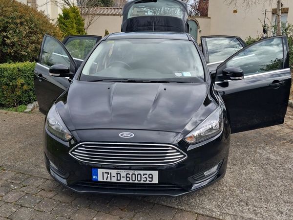 Ford Focus Hatchback, Petrol, 2017, Black