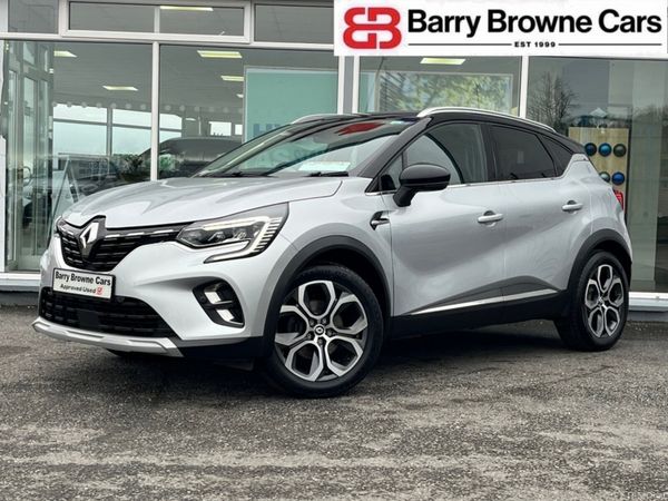 Renault Captur Hatchback, Petrol Hybrid, 2023, Grey