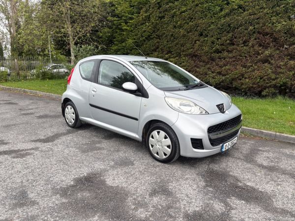 Peugeot 107 Hatchback, Petrol, 2010, Silver