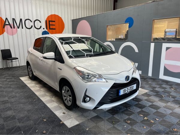 Toyota Vitz Hatchback, Petrol, 2019, White