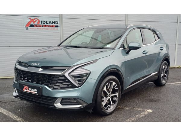 Kia Sportage MPV, Diesel, 2022, Grey