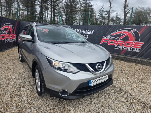 Nissan Qashqai Hatchback, Diesel, 2016, Silver