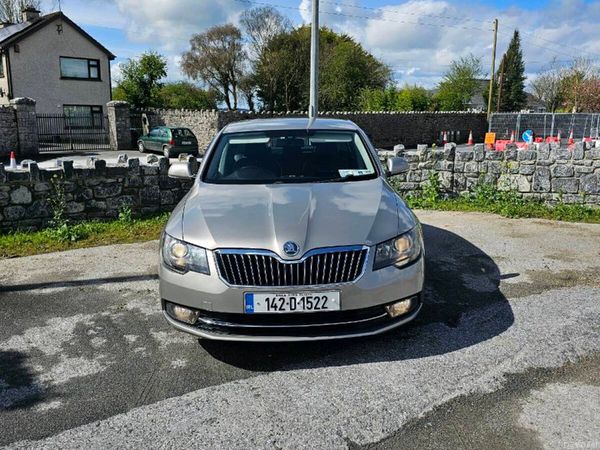 Skoda Superb Saloon, Diesel, 2014, Silver