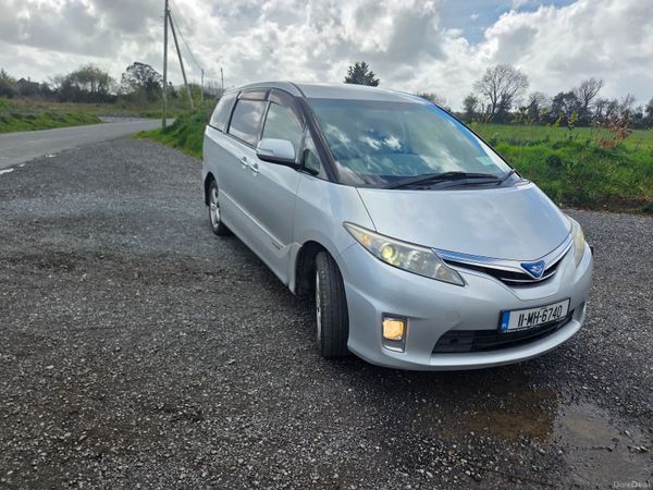 Toyota Estima MPV, Petrol Hybrid, 2011, Silver