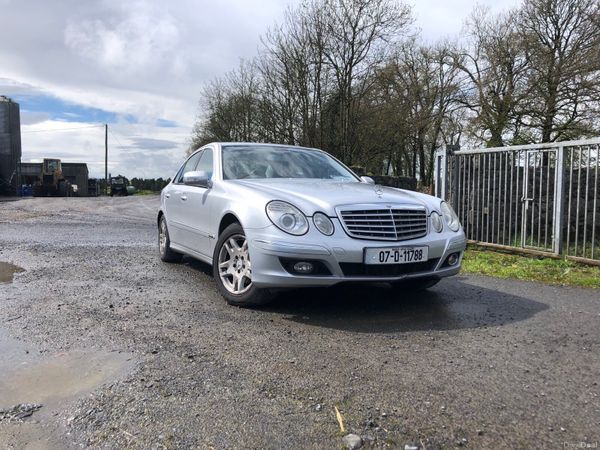 Mercedes-Benz E-Class Saloon, Petrol, 2007, Silver
