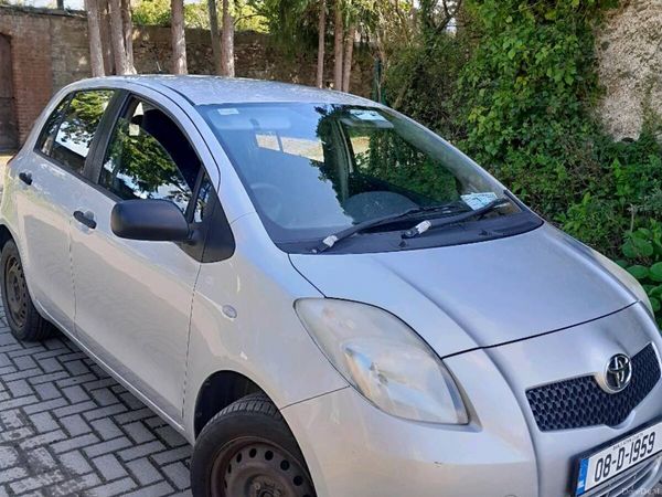 Toyota Yaris Hatchback, Petrol, 2008, Silver