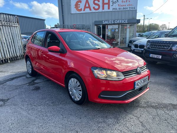 Volkswagen Polo Hatchback, Petrol, 2014, Red
