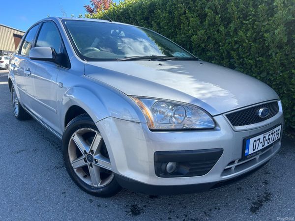 Ford Focus Saloon, Petrol, 2007, Silver