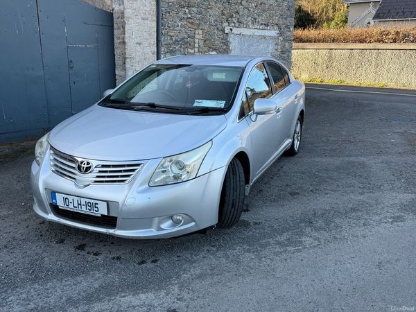 Toyota Avensis Saloon, Diesel, 2010, Silver