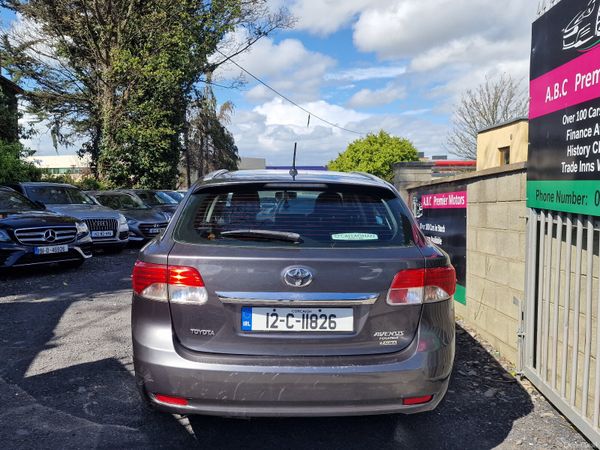 Toyota Avensis Estate, Diesel, 2012, Grey