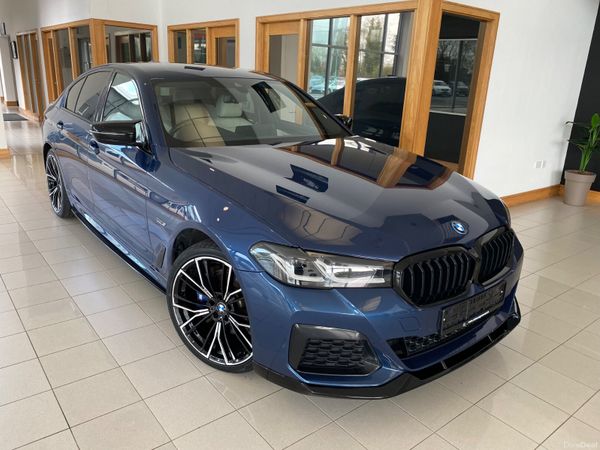 BMW 5-Series Saloon, Petrol Plug-in Hybrid, 2023, Blue
