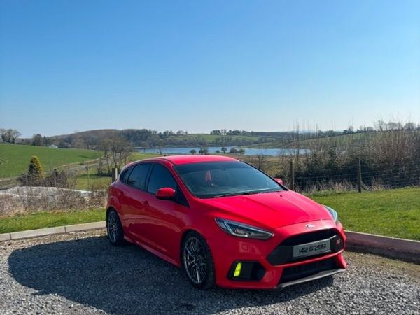 Ford Focus Hatchback, Diesel, 2014, Red