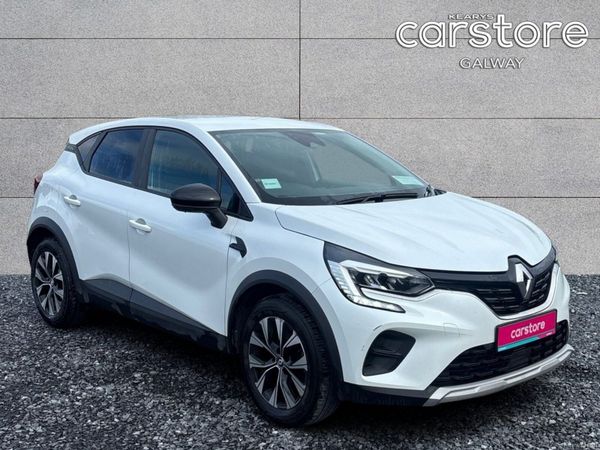 Renault Captur Hatchback, Petrol, 2023, White