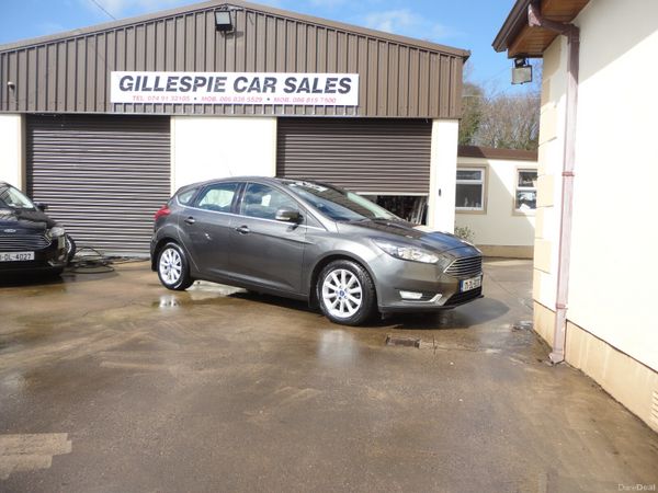 Ford Focus Hatchback, Diesel, 2017, Grey