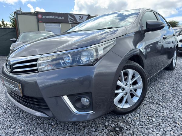 Toyota Corolla Saloon, Diesel, 2015, Grey