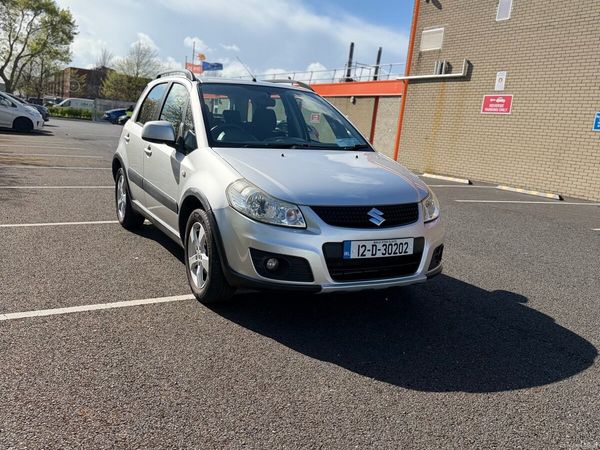 Suzuki SX4 SUV, Petrol, 2012, Silver