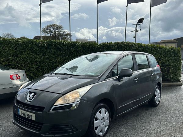 Peugeot 5008 MPV, Diesel, 2011, Grey