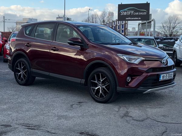 Toyota RAV4 SUV, Diesel, 2016, Red