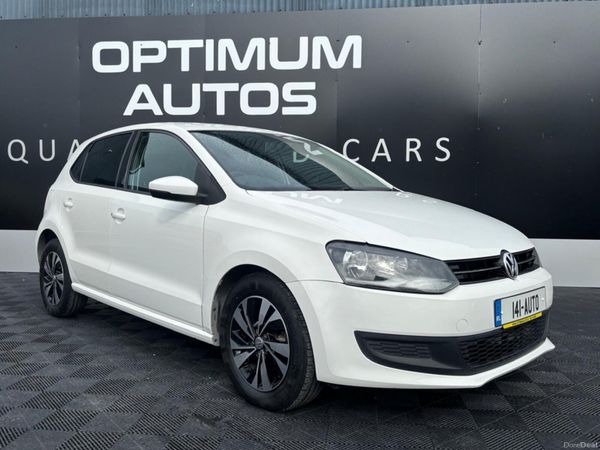Volkswagen Polo Hatchback, Petrol, 2014, White