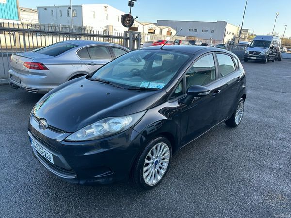 Ford Fiesta Hatchback, Petrol, 2010, Black