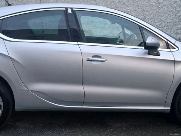 Citroen DS 4 Hatchback, Diesel, 2014, Silver