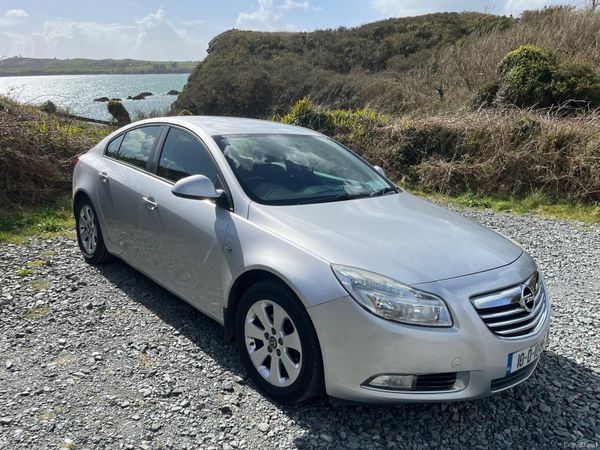 Opel Insignia Hatchback, Diesel, 2010, Silver