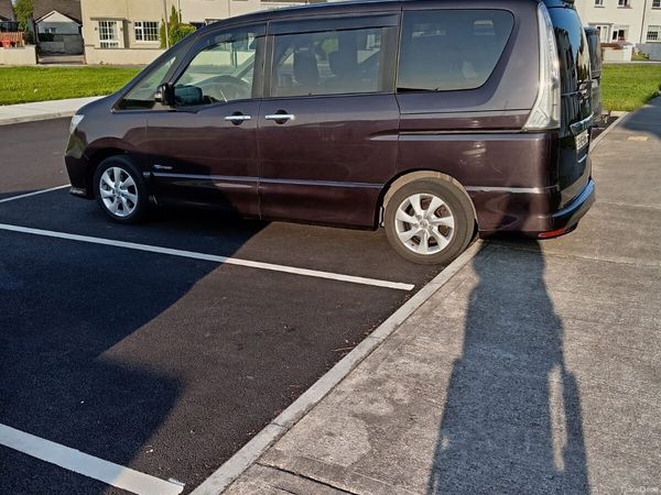Nissan Serena MPV, Petrol Hybrid, 2013, Black
