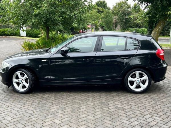 BMW 1-Series Hatchback, Petrol, 2011, Black