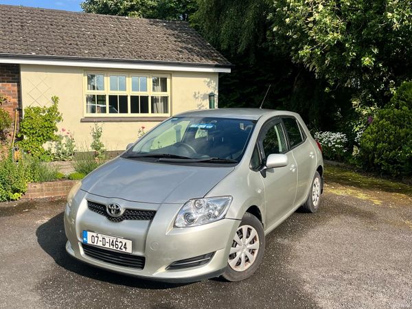 Toyota Auris Hatchback, Petrol, 2007, Silver