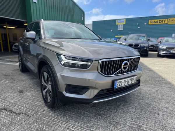 Volvo XC40 Estate, Petrol Plug-in Hybrid, 2022, Grey