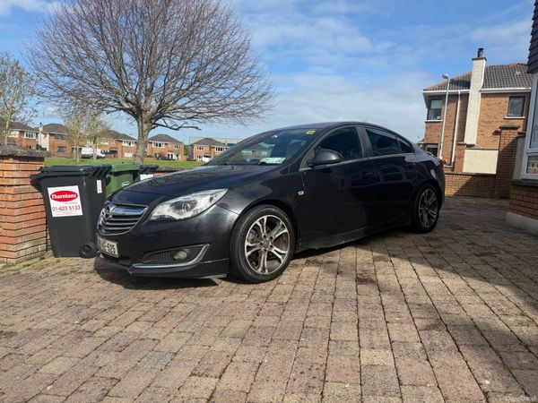 Opel Insignia Saloon, Diesel, 2015, Black