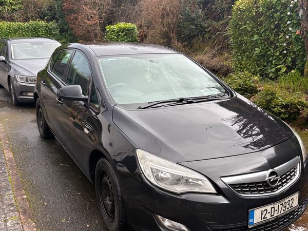 Opel Astra MPV, Diesel, 2012, Black