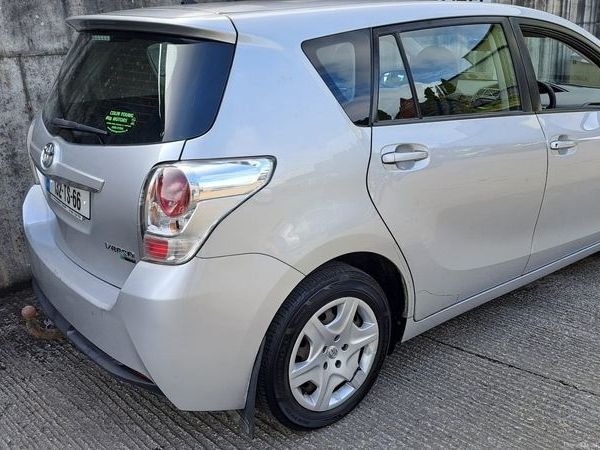Toyota Verso MPV, Diesel, 2013, Silver