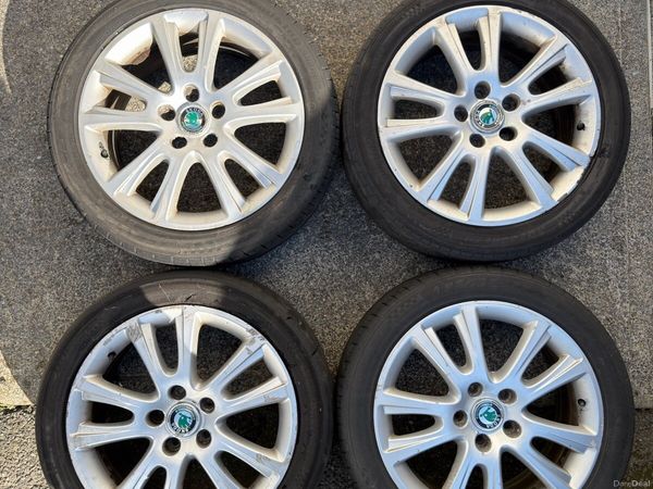 Skoda Octavia Hatchback, Diesel, 2010, Black