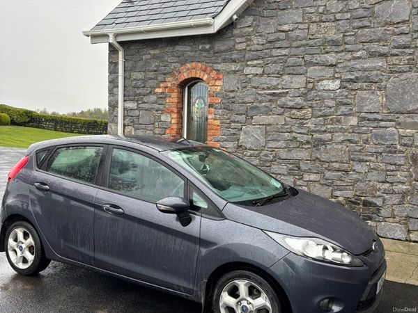 Ford Fiesta Hatchback, Diesel, 2011, Blue