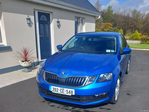 Skoda Octavia Saloon, Diesel, 2020, Blue