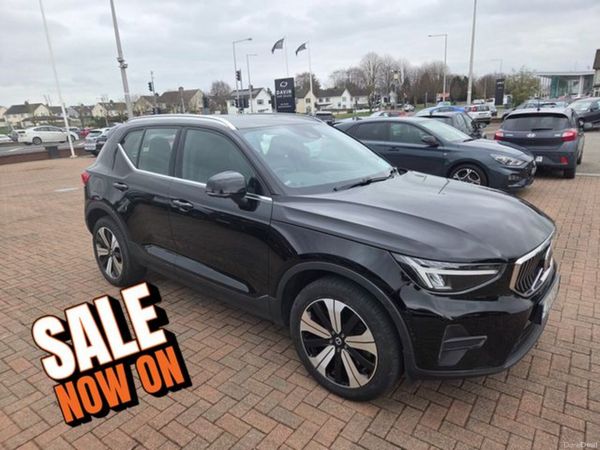 Volvo XC40 Estate, Petrol Plug-in Hybrid, 2023, Black