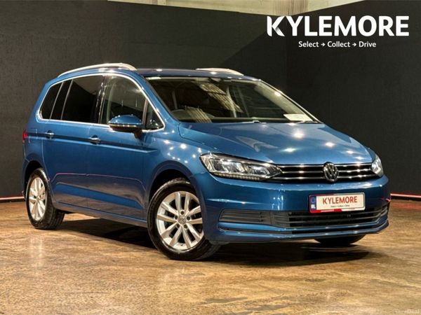 Volkswagen Touran MPV, Petrol, 2017, Blue