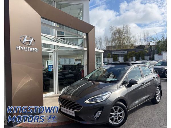 Ford Fiesta Hatchback, Petrol, 2018, Grey