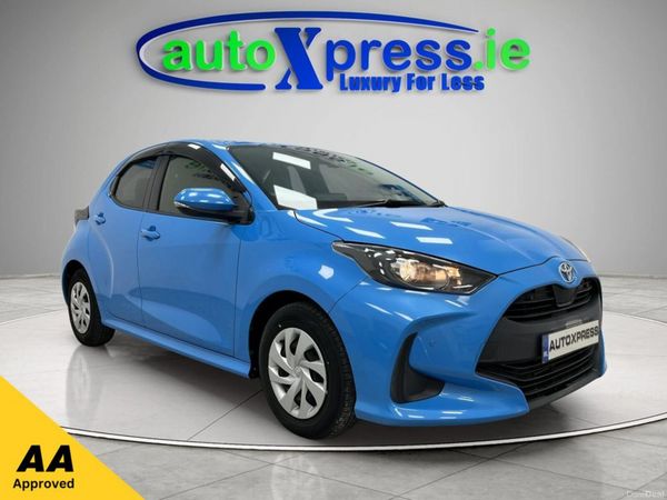 Toyota Yaris Hatchback, Petrol, 2021, Blue