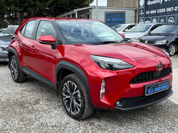 Toyota Yaris Cross Hatchback, Petrol Hybrid, 2025, Red