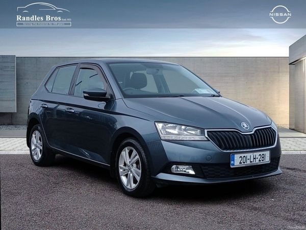 Skoda Fabia Hatchback, Petrol, 2020, Grey