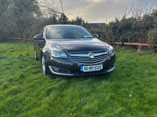 Vauxhall Insignia Hatchback, Diesel, 2016, Black