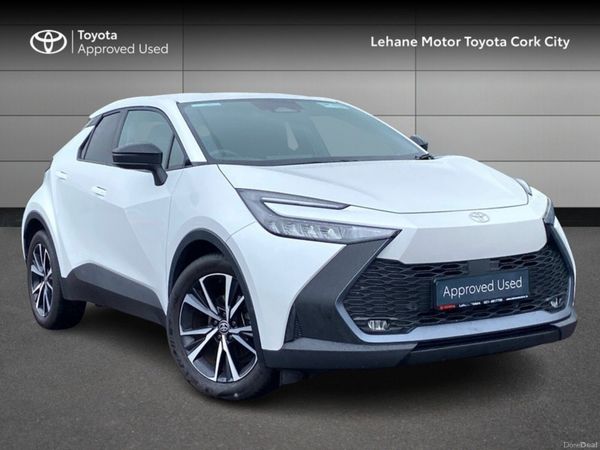 Toyota C-HR SUV, Petrol Hybrid, 2024, White