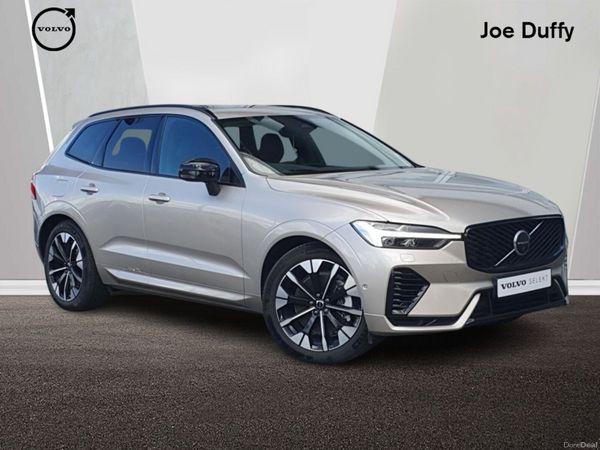 Volvo XC60 SUV, Petrol Plug-in Hybrid, 2025, Gold