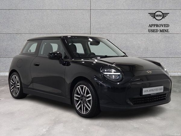 Mini Cooper Hatchback, Electric, 2025, Black