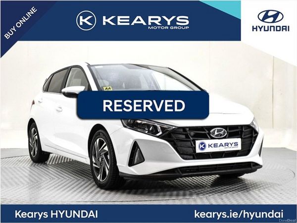 Hyundai i20 Hatchback, Petrol, 2022, White