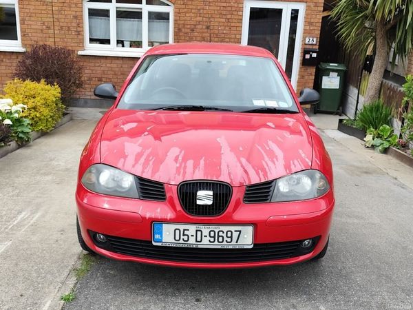 SEAT Ibiza Hatchback, Petrol, 2005, Red