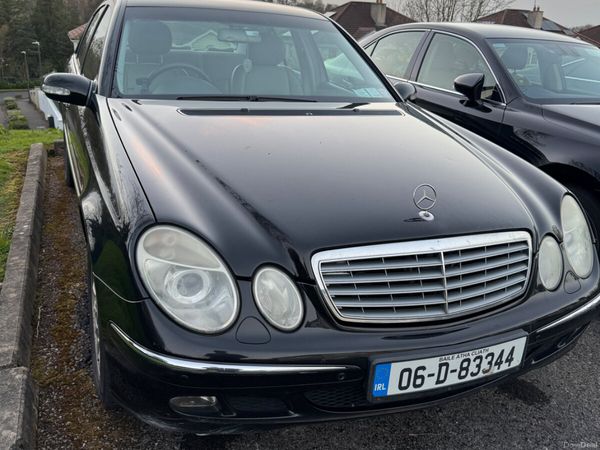 Mercedes-Benz E-Class Saloon, Petrol, 2006, Black