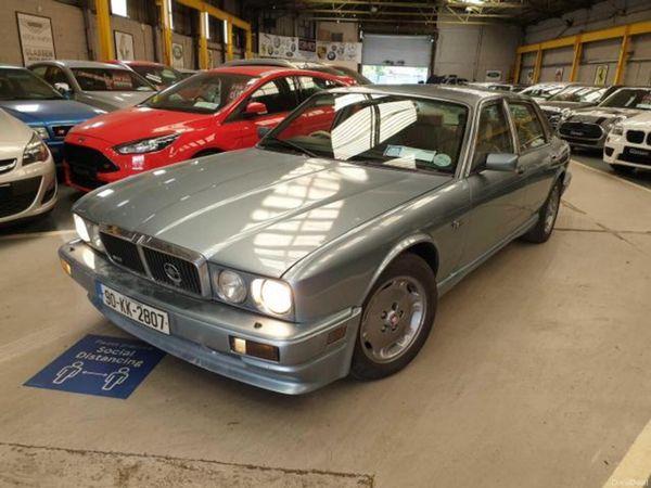 Jaguar XJ Saloon, Petrol, 1990, Blue